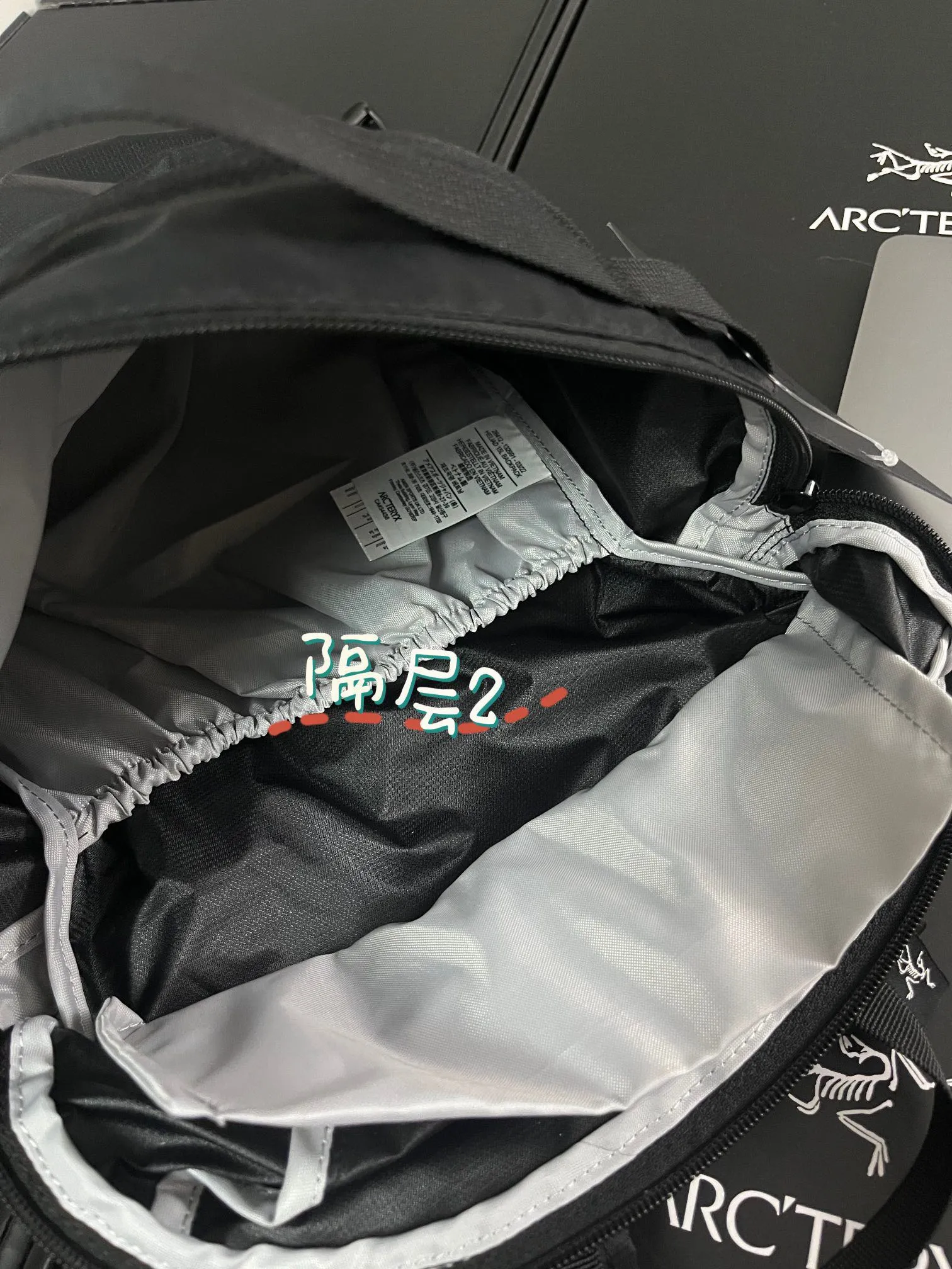 Arcteryx Heliad 10L ，“ ” 。 ！！ ！ ！ 。 ， ， ， 。 ， ！！ ，Black ！ New Arrival HELIAD 15 ， ！ ！ ， ！ ！ ， ， 、 look ， respect! ：180 ： PU 100D Cordura Mini Ripstop ：43*10*22cm ：10L ： ： ： ：Black